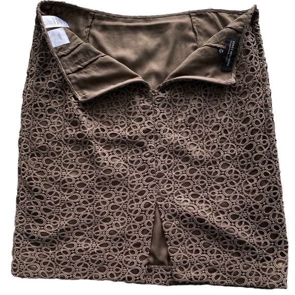 JONES NEW YORK COLLECTION PETITE tan/brown lace skirt with lining Size 10P - Picture 3 of 9